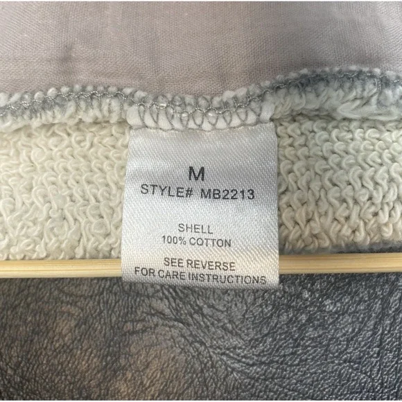 OLI & HALI  Gray Heavy Weight fleece Sweat Shorts Athletic, Lounge  Women's Med. - Picture 8 of 8